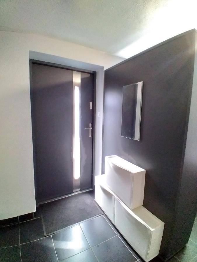 Pokoje Goscinne U Oksany Łagów Exterior foto